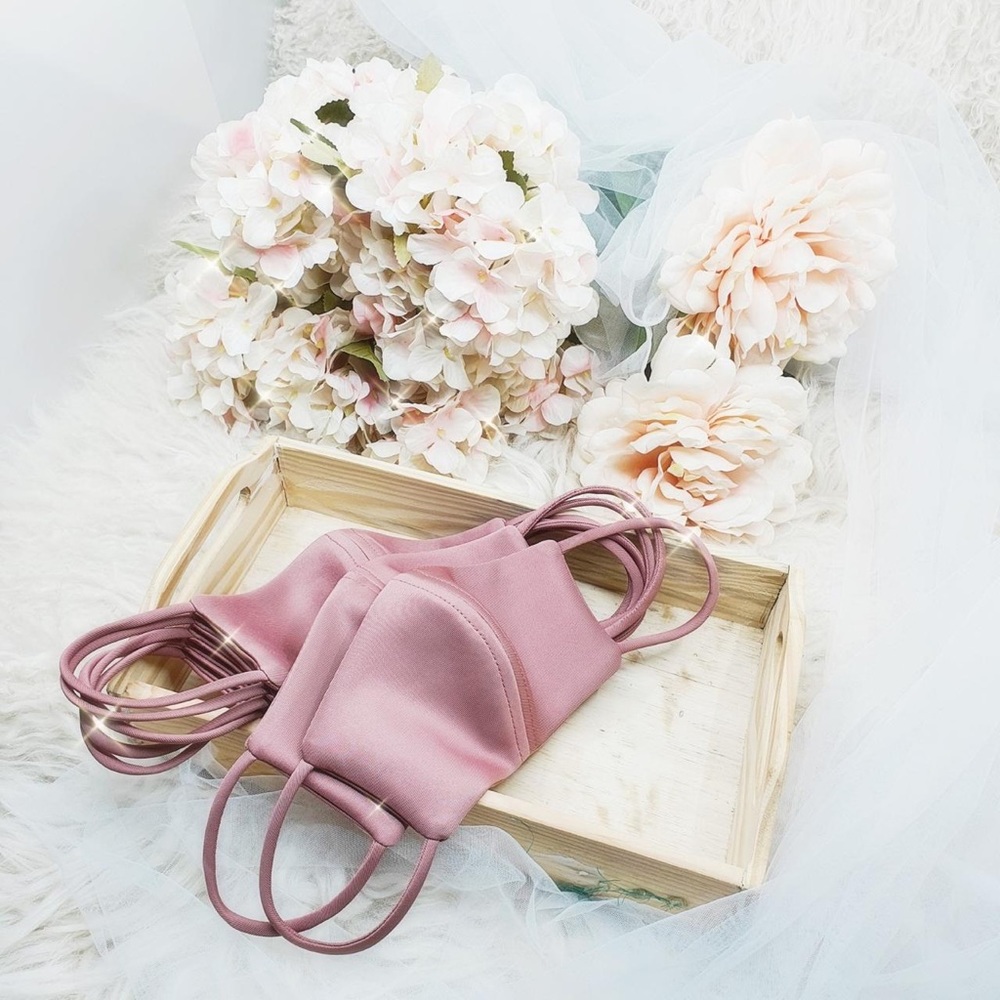 Face Mask: Washable, Reusable & has Filter Pocket